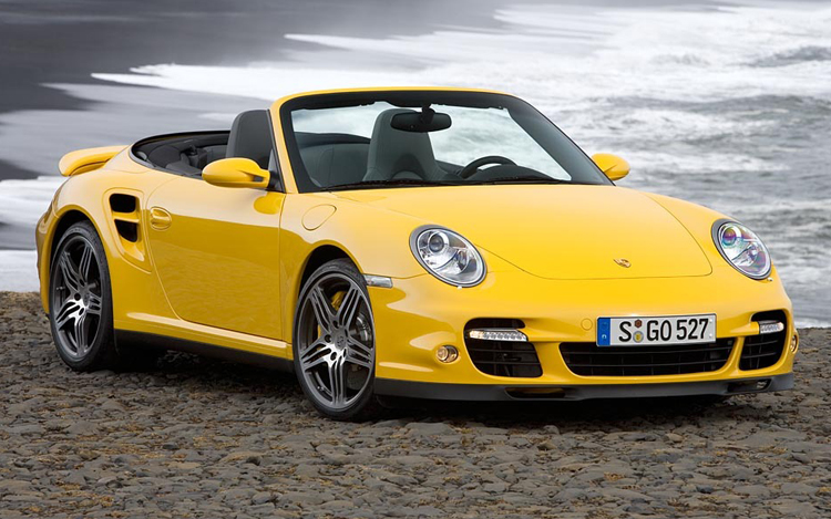 Striking looks and hot performance make 2011 a bright year for any Porsche 911 buyer.