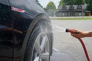 washing car