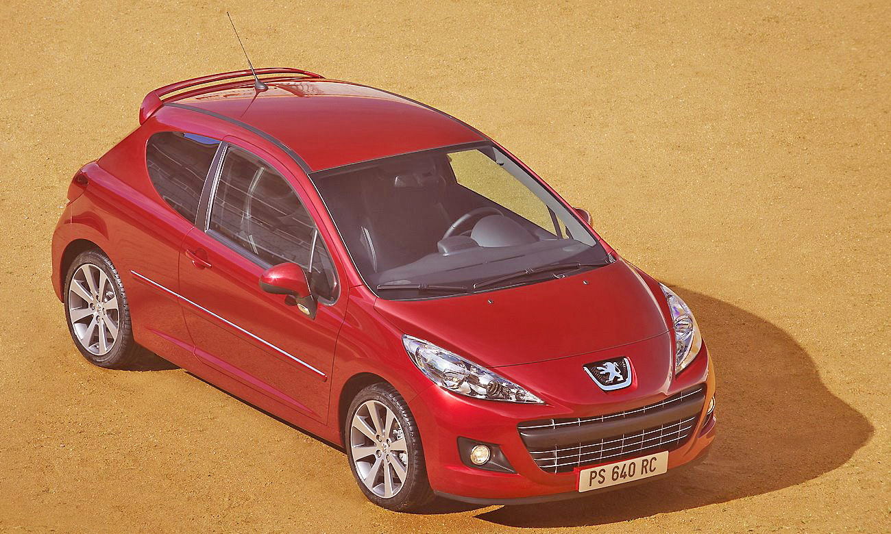 The elegant and sporty Peugeot 207 GTi