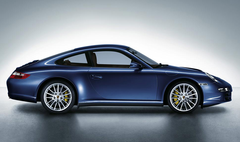 Ultimte AWD traction gives the very fast Porsche 911 Carrera 4 models even more weaponry.
