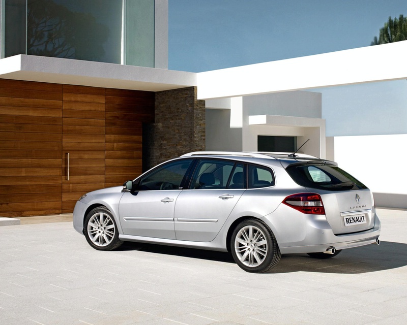 How many station wagons look as good as the Renault Laguna Estate Dynamique?